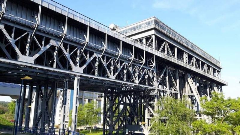 csm_bild-niederfinow-schiffshebewerk-3303945_05d0ba7f9a