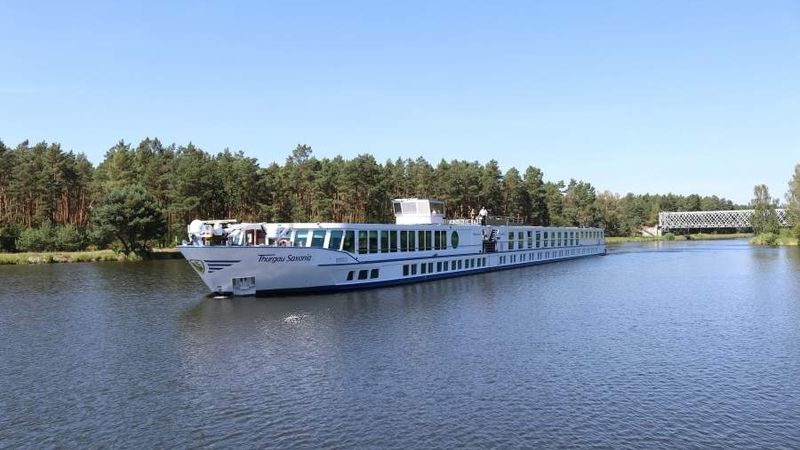 csm_bild-saxonia-von-berlin-zu-ostseeinseln-flussreise-900x600_95a7eac185